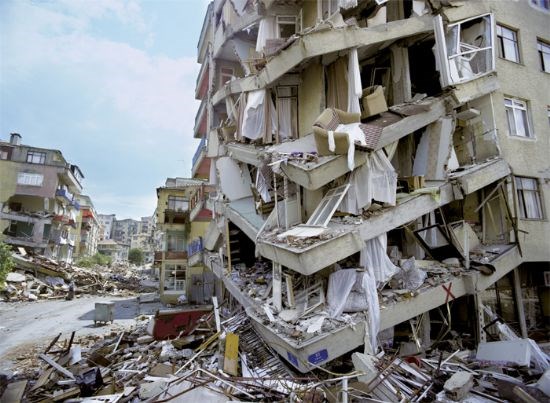 17 Ağustos Depremi'nde kaç kişi öldü?