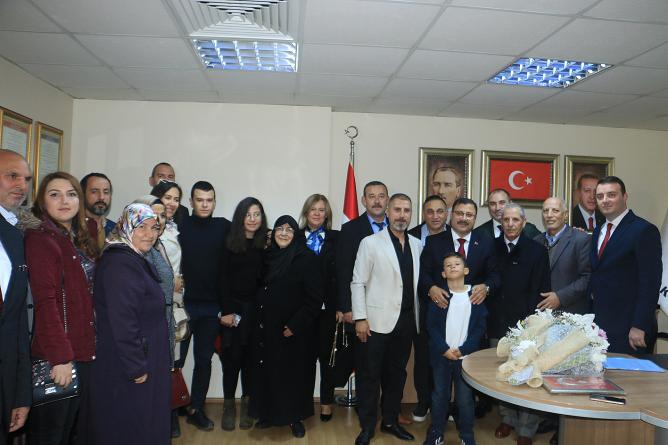 Metin Karakaş, adaylık başvurusunu yaptı