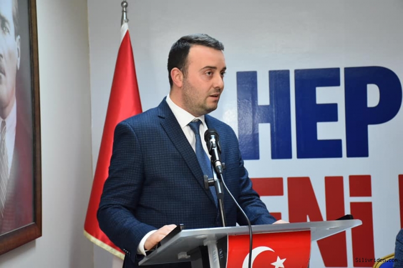 Bayrak öpüp söz verdiler