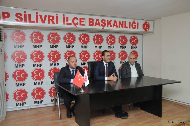 Edis, "Hizmet için ben de varım"