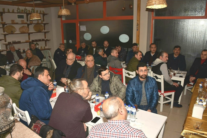 Işıklar, Akçeşme esnafına projelerini anlattı
