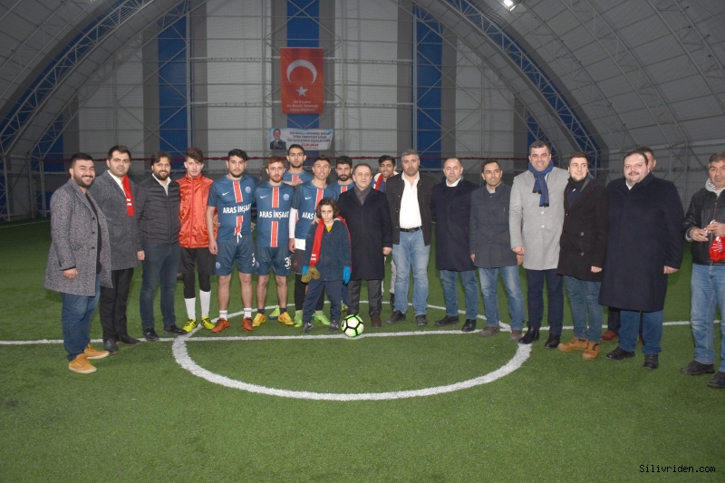 Işıklar şut çekti!