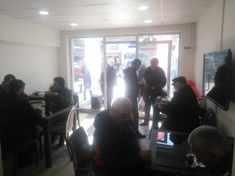 Merak edenler bilgi alıyor!