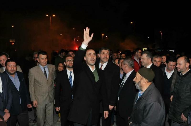 Yılmaz, Ortaköy'de coşkuyla karşılandı