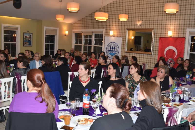 Işıklar KAGİDER'in 8 Mart programına katıldı