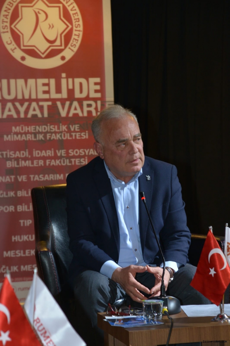 Değirmenci öğrencilere belediyeciliği anlattı