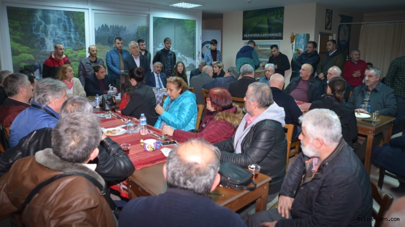 Değirmenci'ye sarılıp ağladı