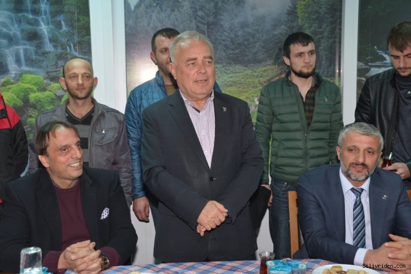 Değirmenci'ye sarılıp ağladı
