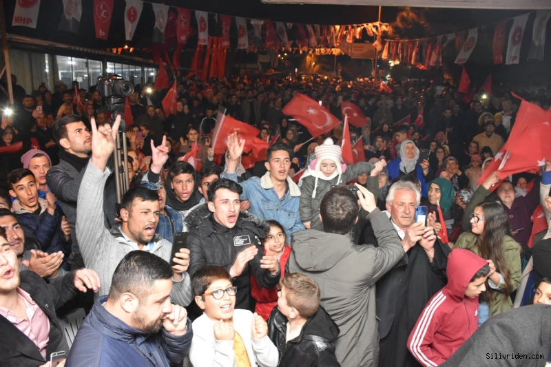 Yılmaz, "Kıskananlar çatlasın"