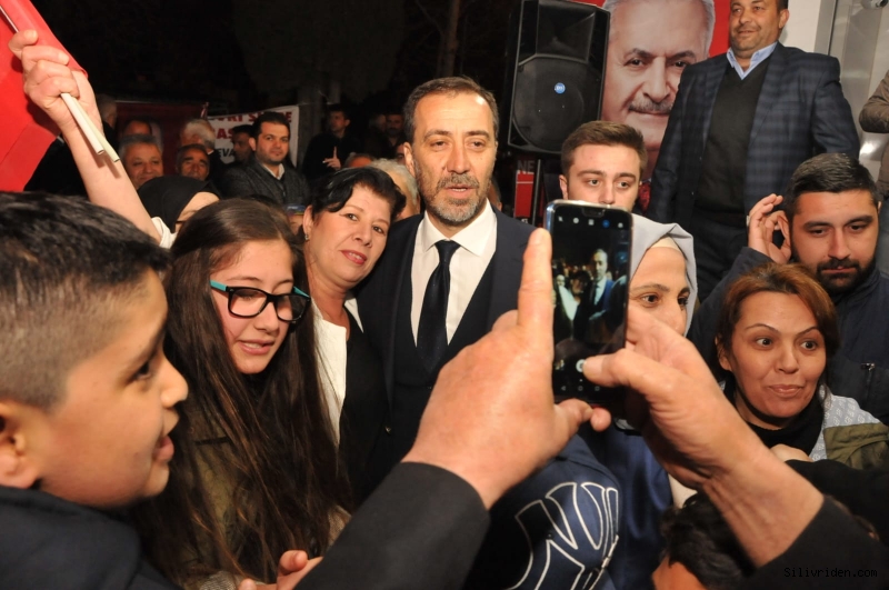 Yılmaz, "Kıskananlar çatlasın"
