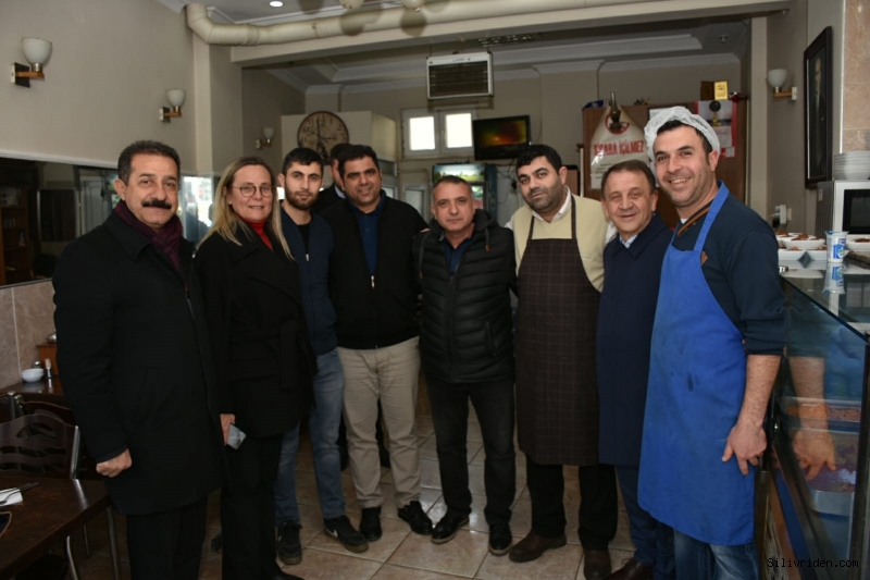 Fatih Mahallesi esnafı Işıklar'ı ilgiyle karşıladı