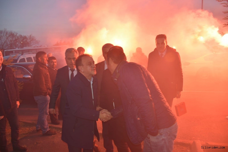 Silivri Birlik esnafından Işıklar'a coşkulu karşılama