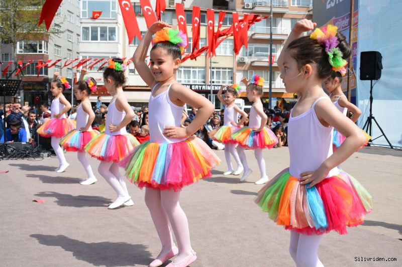 SİLİVRİ'DE 23 NİSAN COŞKUSU