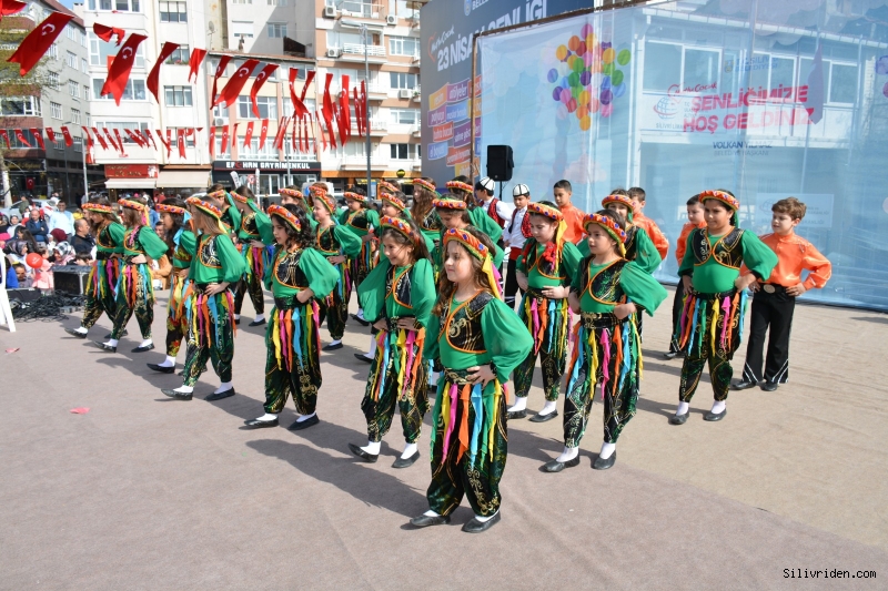 SİLİVRİ'DE 23 NİSAN COŞKUSU