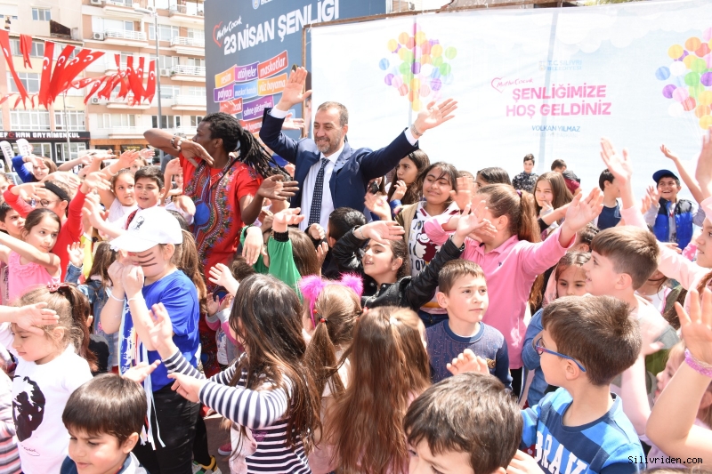 SİLİVRİ'DE 23 NİSAN COŞKUSU