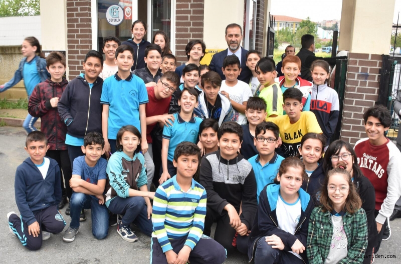 Ertuğrul Gazi Ortaokulu Kütüphanesi Açıldı