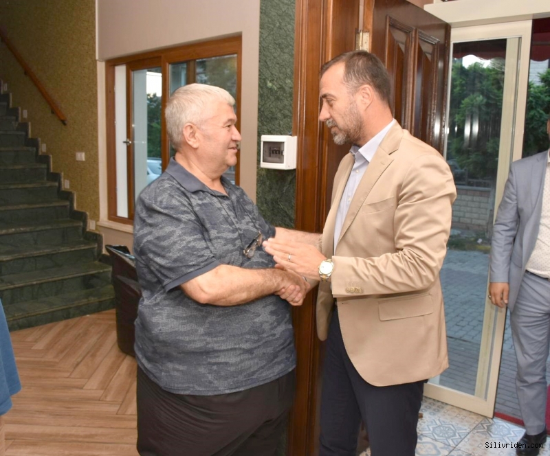 Başkan Yılmaz Fenerköy öğretmenleriyle buluştu