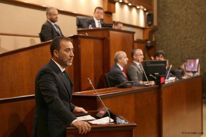 Yılmaz'dan İBB Meclisine damga vuran konuşma