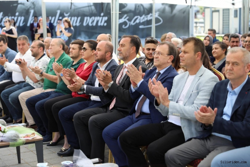 TÜRAM'da mezuniyet coşkusu