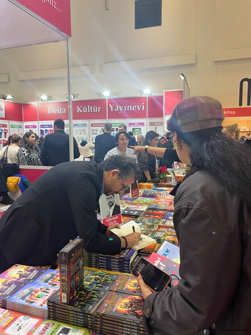 Gökhan Çelik'in Yeni Kitabı "Hilal Birliği" Okurla Buluştu