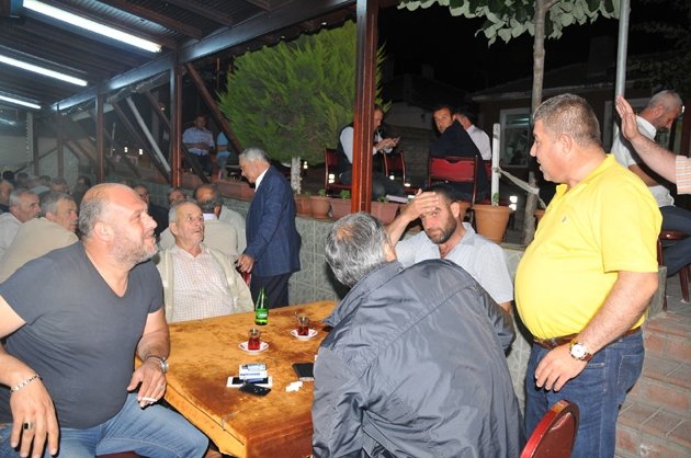 Koçer ve Akıncı kahvehaneleri dolaştı!