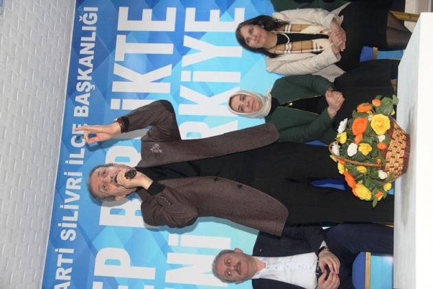 AK Parti bayrağını 2019'da dikeceğiz