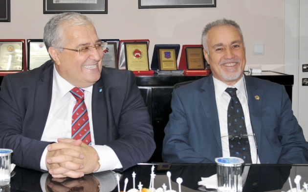 Fuat Avni'nin kim olduğunu açıkladı