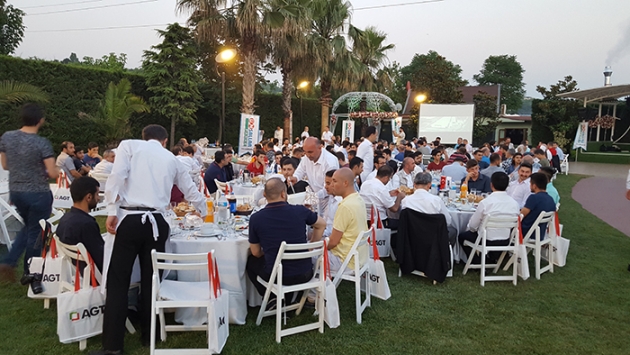 Ünsallar Parke iftar geleneğini sürdürdü