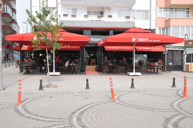 Moody's Cafe lezzetine lezzet kattı! İşte eşsiz tatlar
