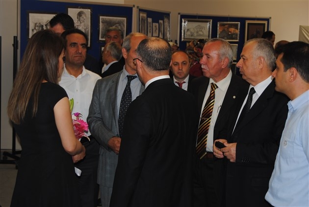 Halk Eğitim Merkezi'nin sergisine büyük ilgi