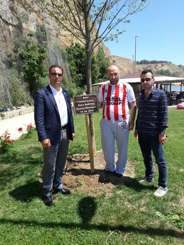 Şehit Sarıtaş'ın anısına ağaç dikildi