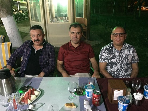Turgut Reis İlkokulu öğretmenleri iftar yaptı!