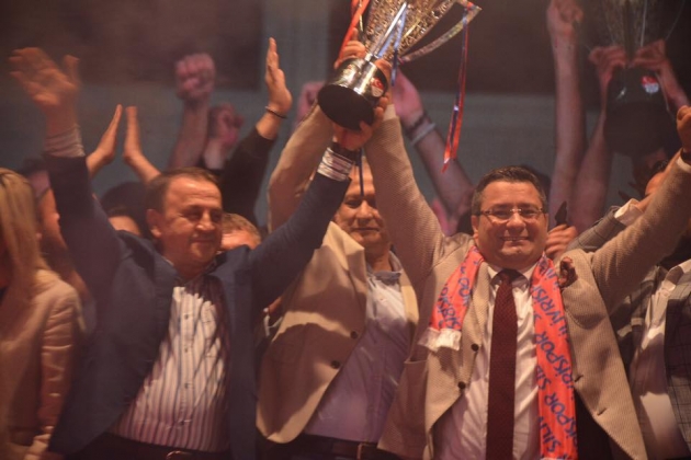 Tarihi başarı coşkuyla kutlandı