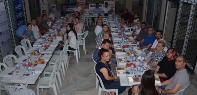 Pasaj esnafı iftarda buluştu!