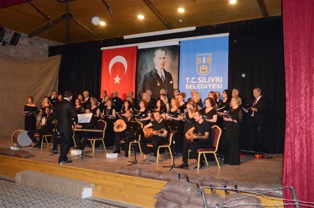 Atatürk'ün beğendiği şarkılar seslendirildi