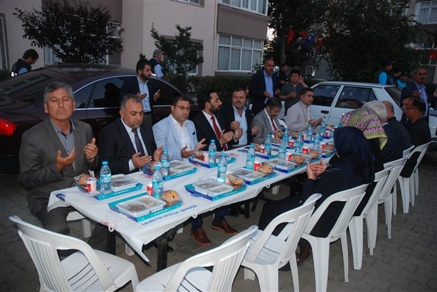 Şehit Emre Sarıtaş için iftar verildi!