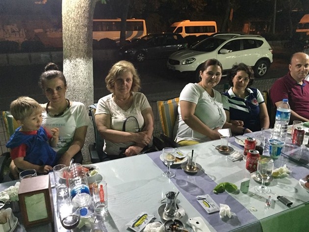 Turgut Reis İlkokulu öğretmenleri iftar yaptı!