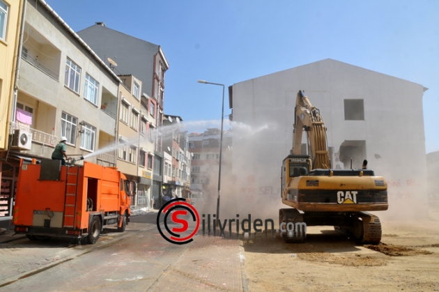 İBB ekipleri tekrar yıkmaya geldi