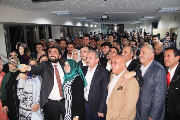 AK Parti bayrağını 2019'da dikeceğiz
