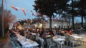 Vatandaş "gönül sofralarında" buluşuyor