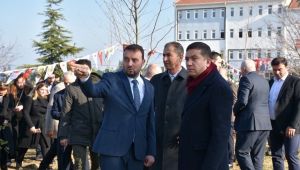 AK Parti, okulları yeşillendiriyor!