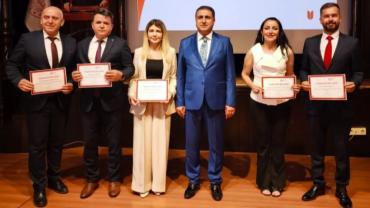 Silivri'nin 5 okulu ilçe birincisi oldu